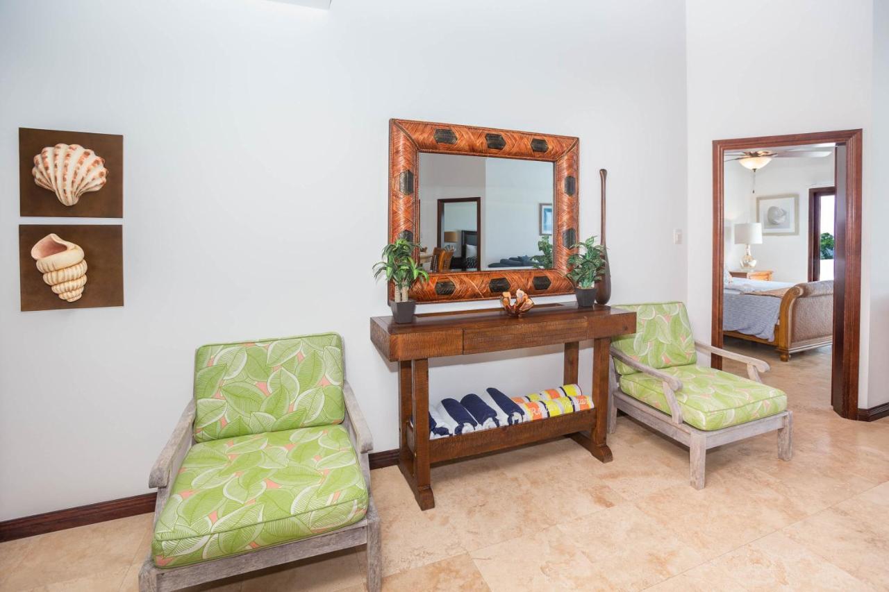 Pristine Bay Villa 1304 With Large Pool - 3 Bedroom Condo French Harbour Esterno foto