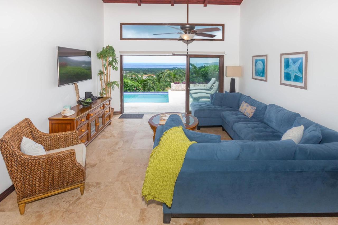 Pristine Bay Villa 1304 With Large Pool - 3 Bedroom Condo French Harbour Esterno foto
