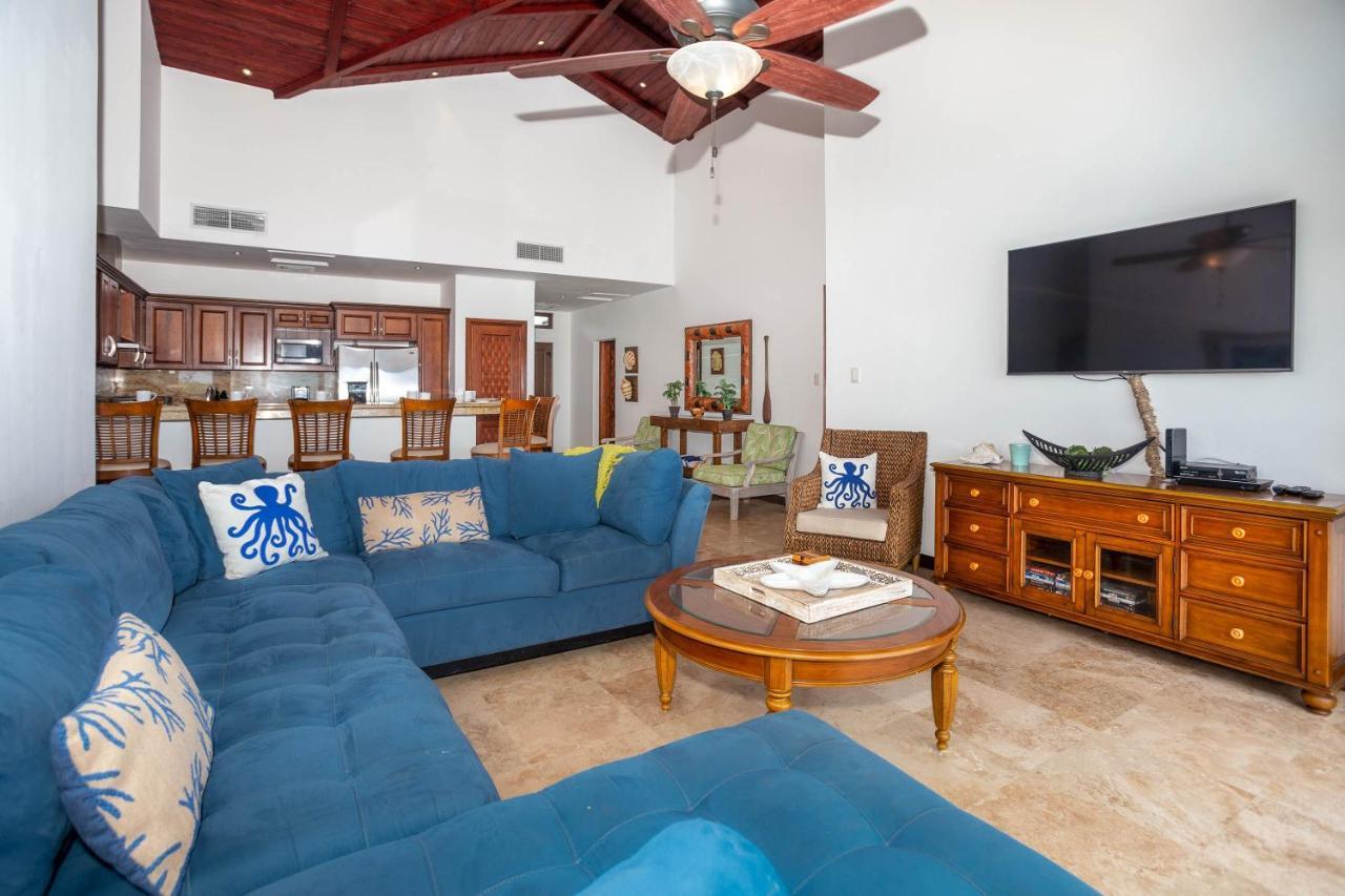Pristine Bay Villa 1304 With Large Pool - 3 Bedroom Condo French Harbour Esterno foto